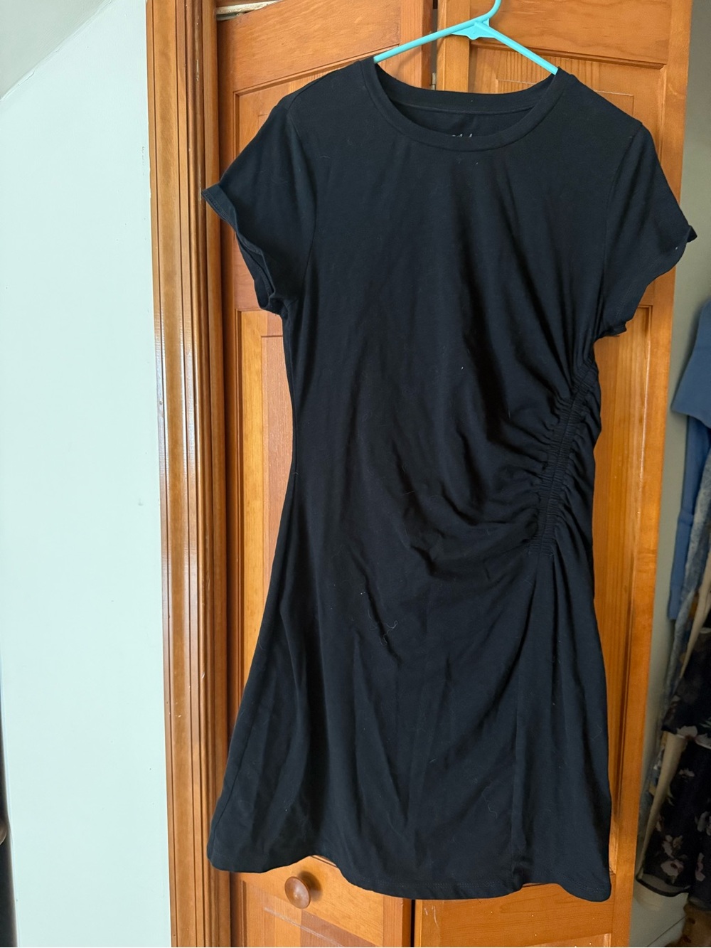 Universal Thread Black Side-Ruched Tee Dress